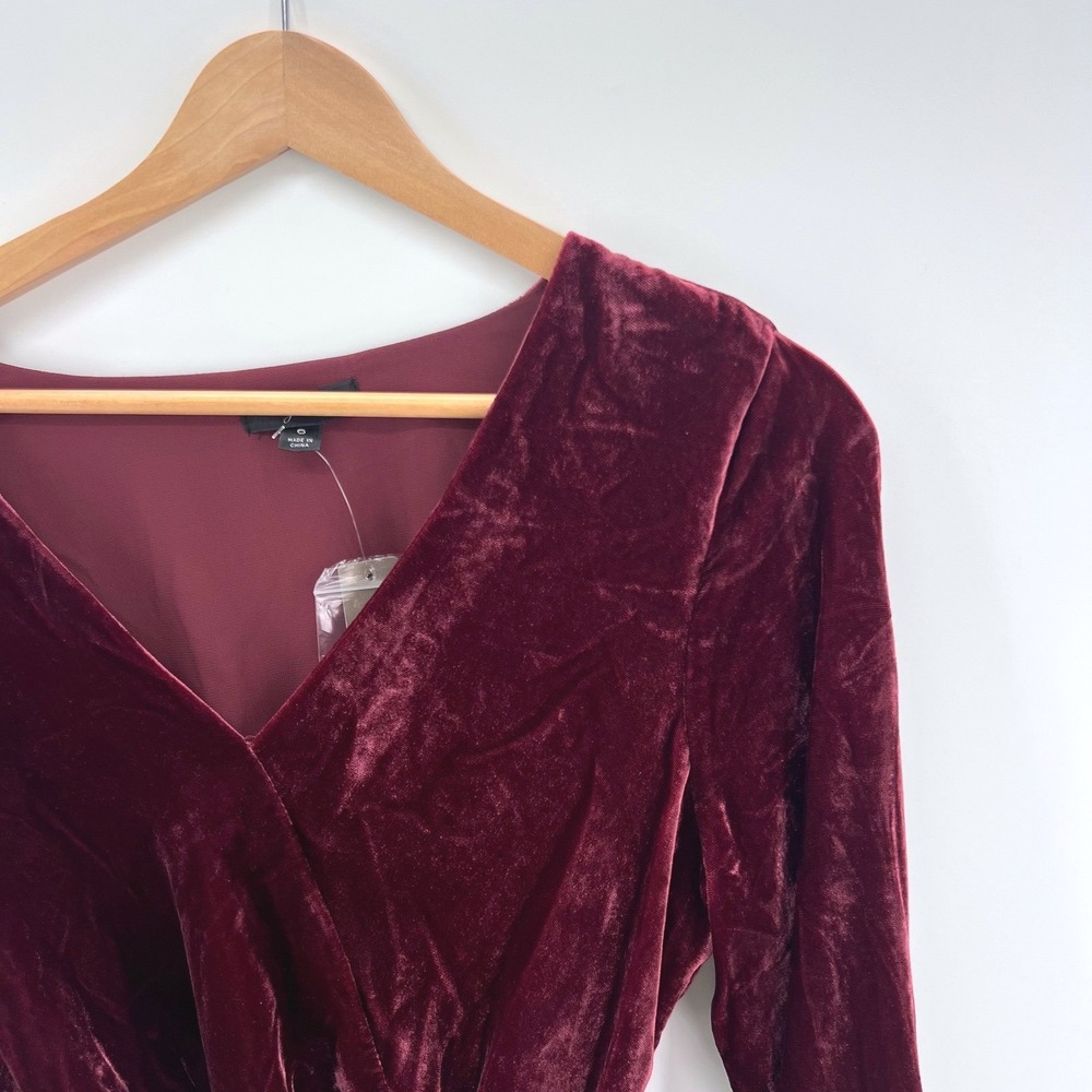 J.Crew Velvet Wrap Top Womens 6 Burgundy Holiday Luxe Peplum V-Neck J4962 - Picture 2 of 10